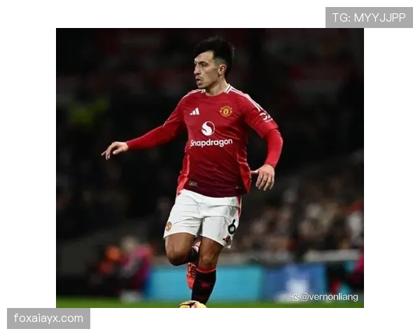 利桑德罗·马丁内斯稳健表现获赞，曼联铁卫或迎职业生涯新机遇