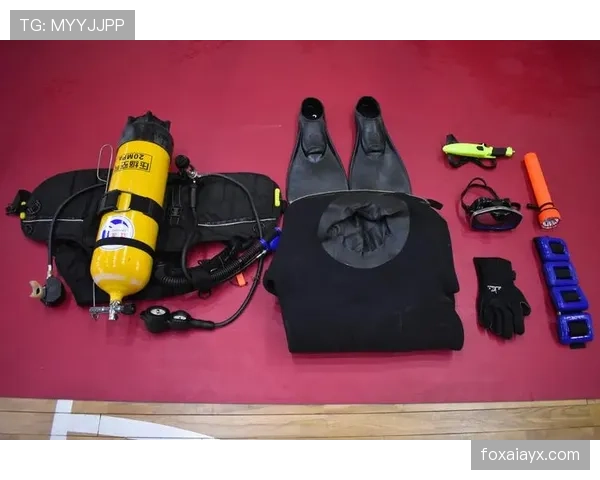 Osimhen佩戴独特面具复出，防护装备引关注